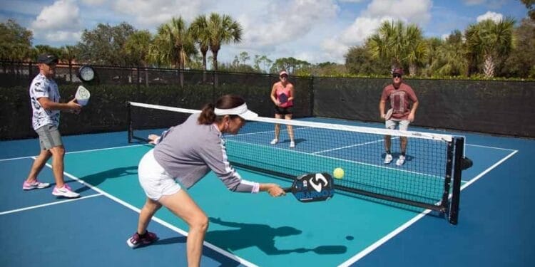 Pickleball – Môn thể thao mới đang “gây sốt” toàn cầu và 10 lợi ích