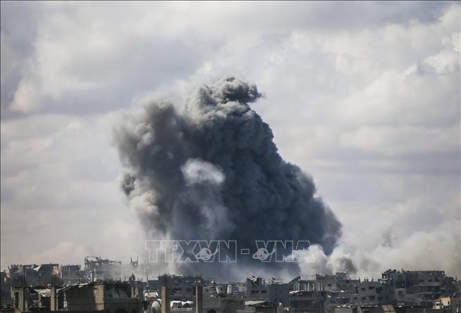 Israel không kích Hamas ở Doha