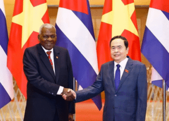 Chủ tịch Quốc hội Cuba Esteban Lazo Hernández thăm chính thức Việt Nam