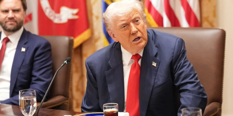 📰 Ông Trump dọa áp thuế trừng phạt Tây Ban Nha vì không tăng chi tiêu quốc phòng.