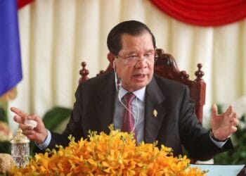 Hun Sen kêu gọi trừng trị nghiêm người buôn lậu hàng Thái Lan