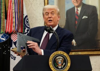 Cơ hội nào cho Donald Trump giành giải Nobel Hòa bình?