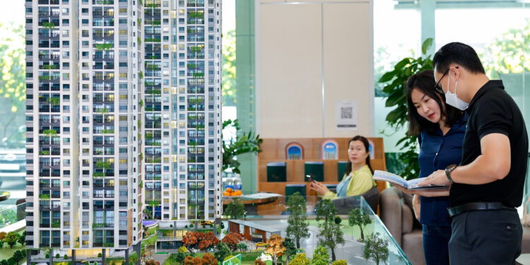 Nhà ở vừa túi tiền: Mức giá nào là hợp lý để người dân dễ mua nhà?