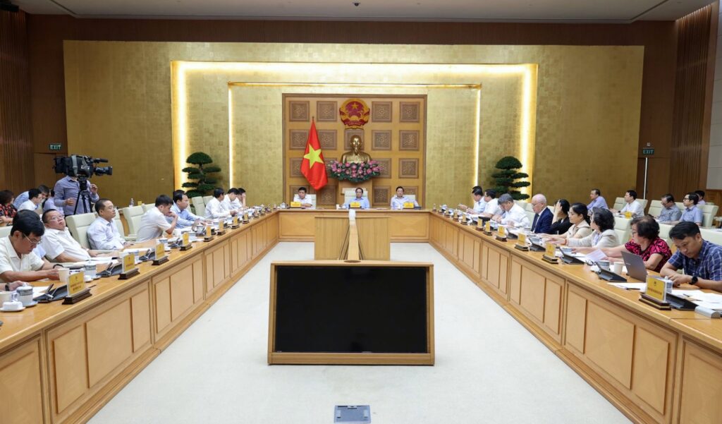 Thủ tướng: Hợp chuẩn, hợp quy phải đi đôi với cải cách thủ tục và tạo thuận lợi cho doanh nghiệp