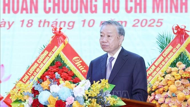 Điểm tin tổng hợp