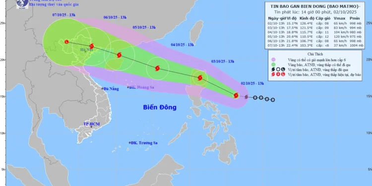 Bão Matmo dự kiến đi vào Biển Đông, có thể trở thành bão số 11.