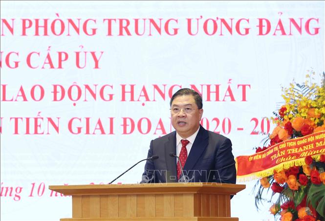 Trong diễn văn khai mạc, Chánh Văn phòng Trung ương Đảng Phạm Gia Túc đã ôn lại lịch sử 95 năm xây dựng và trưởng thành của hệ thống văn phòng cấp ủy.