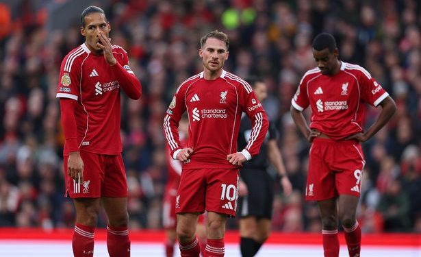 Video Liverpool 0-3 Nottingham Forest: Tan nát Anfield, khủng hoảng lên đỉnh điểm