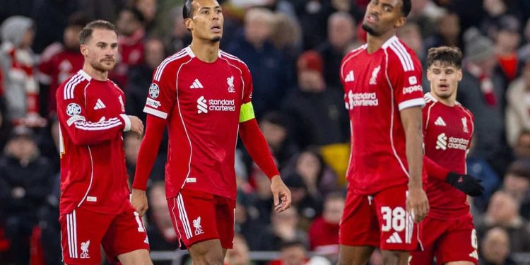 Video Liverpool lại thua thảm 1-4 trước PSV ngay tại Anfield : Khủng hoảng của “Lữ đoàn đỏ” lên đến đỉnh điểm