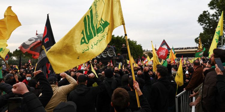 Hezbollah cảnh báo Israel sau vụ không kích tại Beirut, Pháp lo nguy cơ leo thang
