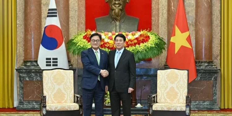 Chủ tịch nước Lương Cường hội kiến Chủ tịch Quốc hội Hàn Quốc Woo Won Shik, thúc đẩy hợp tác chiến lược toàn diện Việt – Hàn