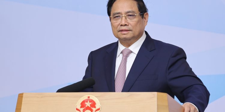 Thủ tướng Phạm Minh Chính: Đưa Trung tâm Tài chính Quốc tế tại Việt Nam hoạt động ngay trong tháng 11.