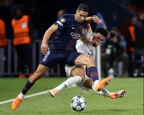 Video PSG 1–2 Bayern Munich: Luis Díaz lập cú đúp, Bayern thắng dù chơi thiếu người.