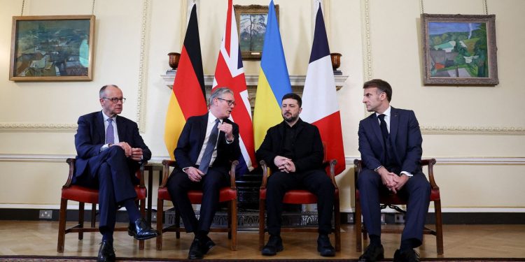 Mỹ bị cáo buộc gây sức ép buộc Ukraine sớm đồng ý với kế hoạch hòa bình của Tổng thống Trump