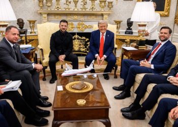 Nga phản ứng việc Ukraine từ bỏ NATO: Từ chối đàm phán kiểu “loa phóng thanh”