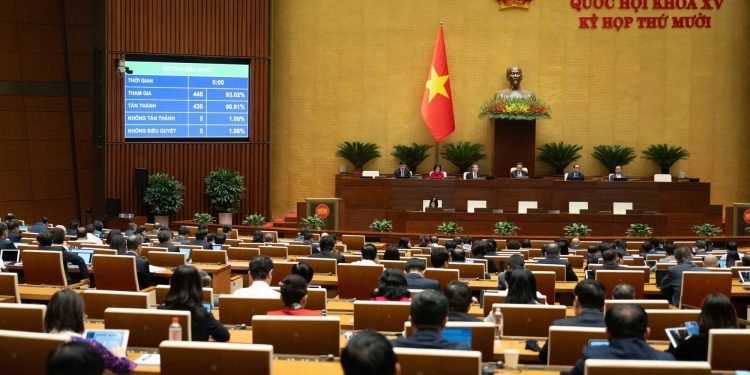 Tập trung nguồn lực cho vùng khó khăn nhất: Chính phủ khẳng định không bỏ sót đối tượng thụ hưởng