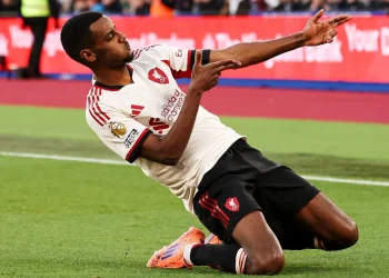 Video West Ham – Liverpool: Isak “mở tài khoản”, chặn đà khủng hoảng (Ngoại hạng Anh)