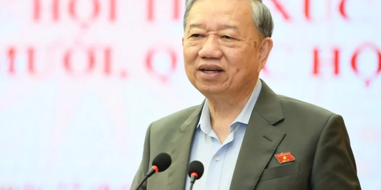Tổng Bí thư Tô Lâm: “Không xử lý tận gốc ô nhiễm, xây thêm bao nhiêu bệnh viện cũng không đủ”
