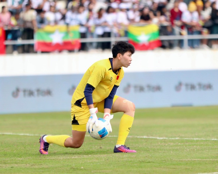 Trực tiếp bóng đá ĐT nữ Việt Nam - Myanmar: Nhập cuộc hứng khởi (SEA Games) - 2
