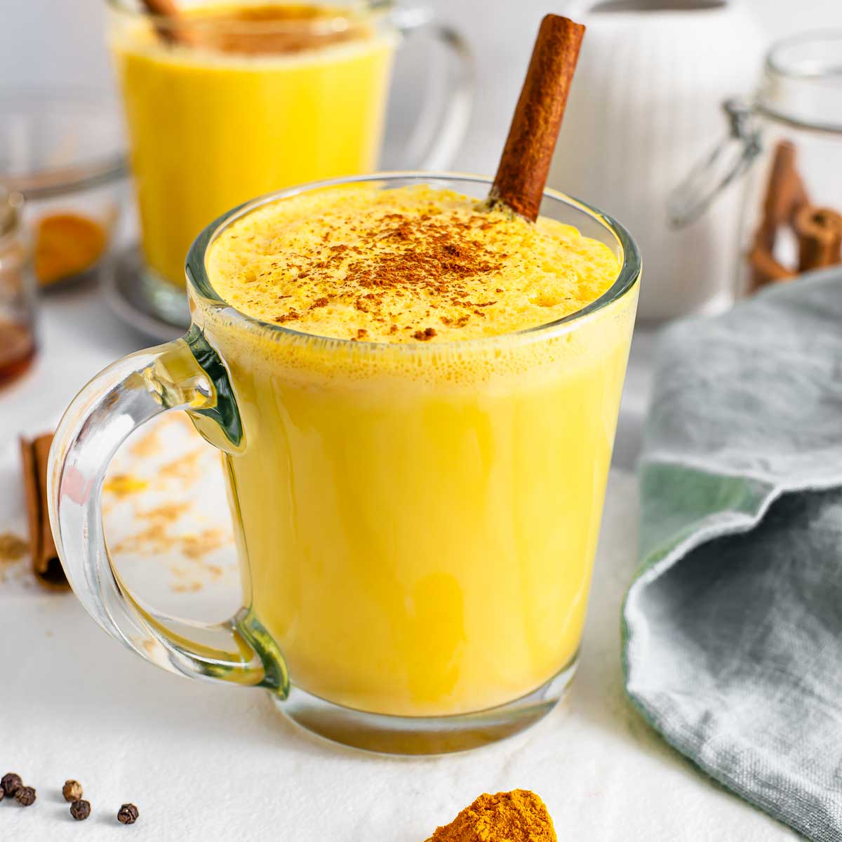 https://tastythriftytimely.com/wp-content/uploads/2023/01/Turmeric-Golden-Milk-Feautred.jpg?utm_source=chatgpt.com