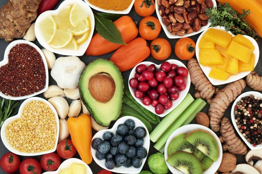 https://rumcsi.org/wp-content/uploads/2022/12/Various-healthy-superfoods-on-a-table-and-placed-in-heart-shaped-containers.jpg