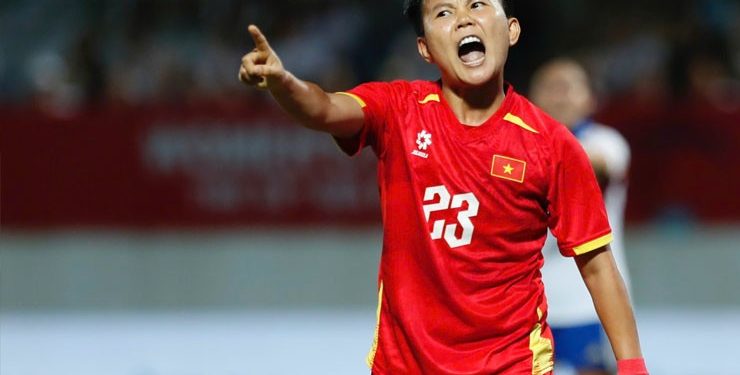 Báo Philippines thừa nhận đội nhà ‘may mắn’ thoát thua nhờ sai lầm của trọng tài biên