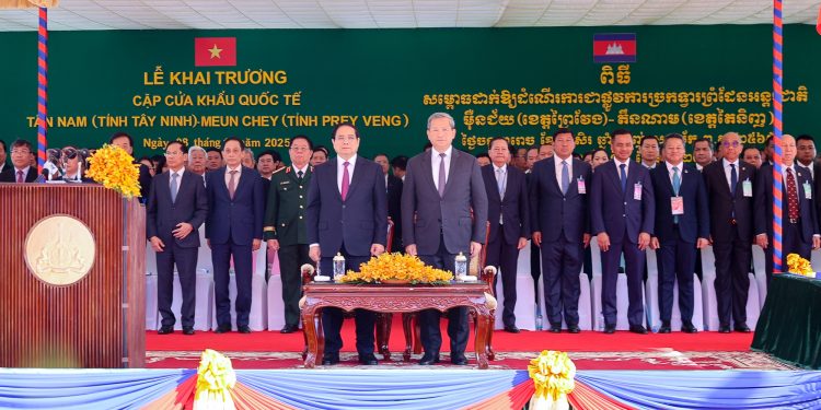 Thủ tướng Việt Nam – Campuchia khai trương cửa khẩu quốc tế Tân Nam – Meun Chey: Mở lối giao thương mới