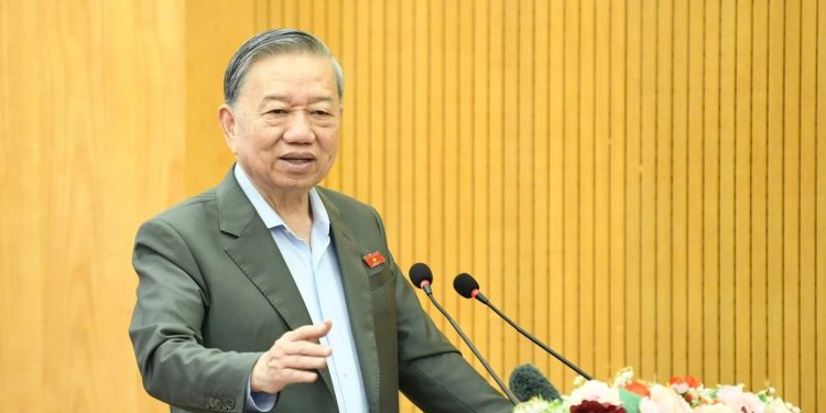Tổng Bí thư Tô Lâm: Nhà nước miễn học phí, trường không được ‘bày vẽ’ đủ thứ để tận thu.
