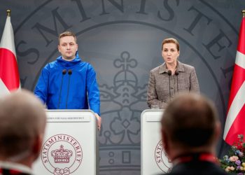 Thủ hiến Greenland: “Chúng tôi chọn Đan Mạch và NATO, không chọn Mỹ”