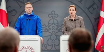 Thủ hiến Greenland: “Chúng tôi chọn Đan Mạch và NATO, không chọn Mỹ”