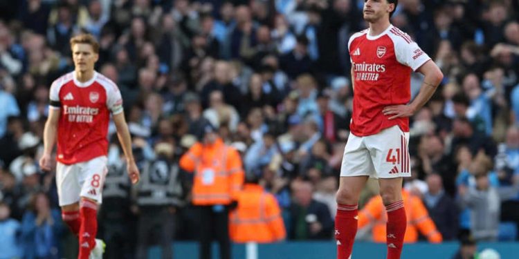Arsenal thua Man City 1-2: Tại sao “Pháo thủ” vẫn nắm quyền tự quyết trong cuộc đua vô địch?