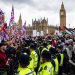 Hàng chục nghìn người biểu tình tại London, Thủ tướng Anh Keir Starmer đối mặt áp lực chính trị gia tăng