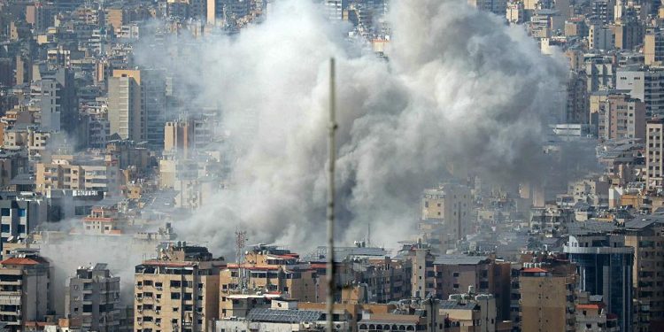 Israel và Hezbollah tiếp tục giao tranh dữ dội tại biên giới Lebanon, thương vong gia tăng