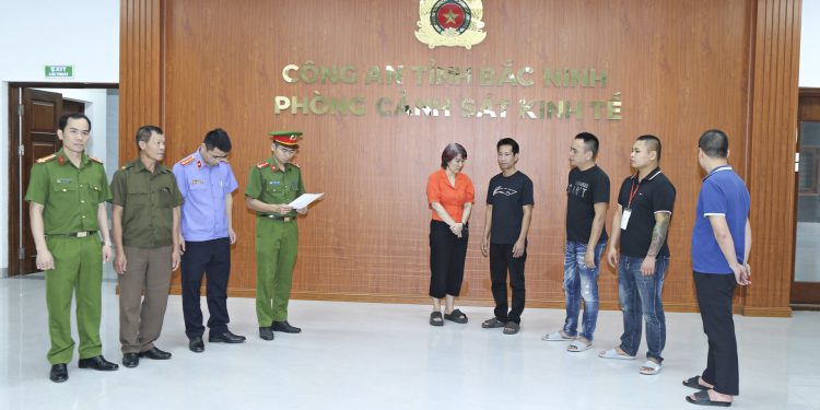 Triệt phá đường dây làm giả bệnh án trốn thi hành án: Khởi tố 32 bị can