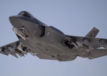 IRAN TUYÊN BỐ PHÁT HIỆN VÀ XUA ĐUỔI F-35 MỸ: CĂNG THẲNG VÙNG VỊNH BA TƯ TIẾP TỤC NÓNG LÊN